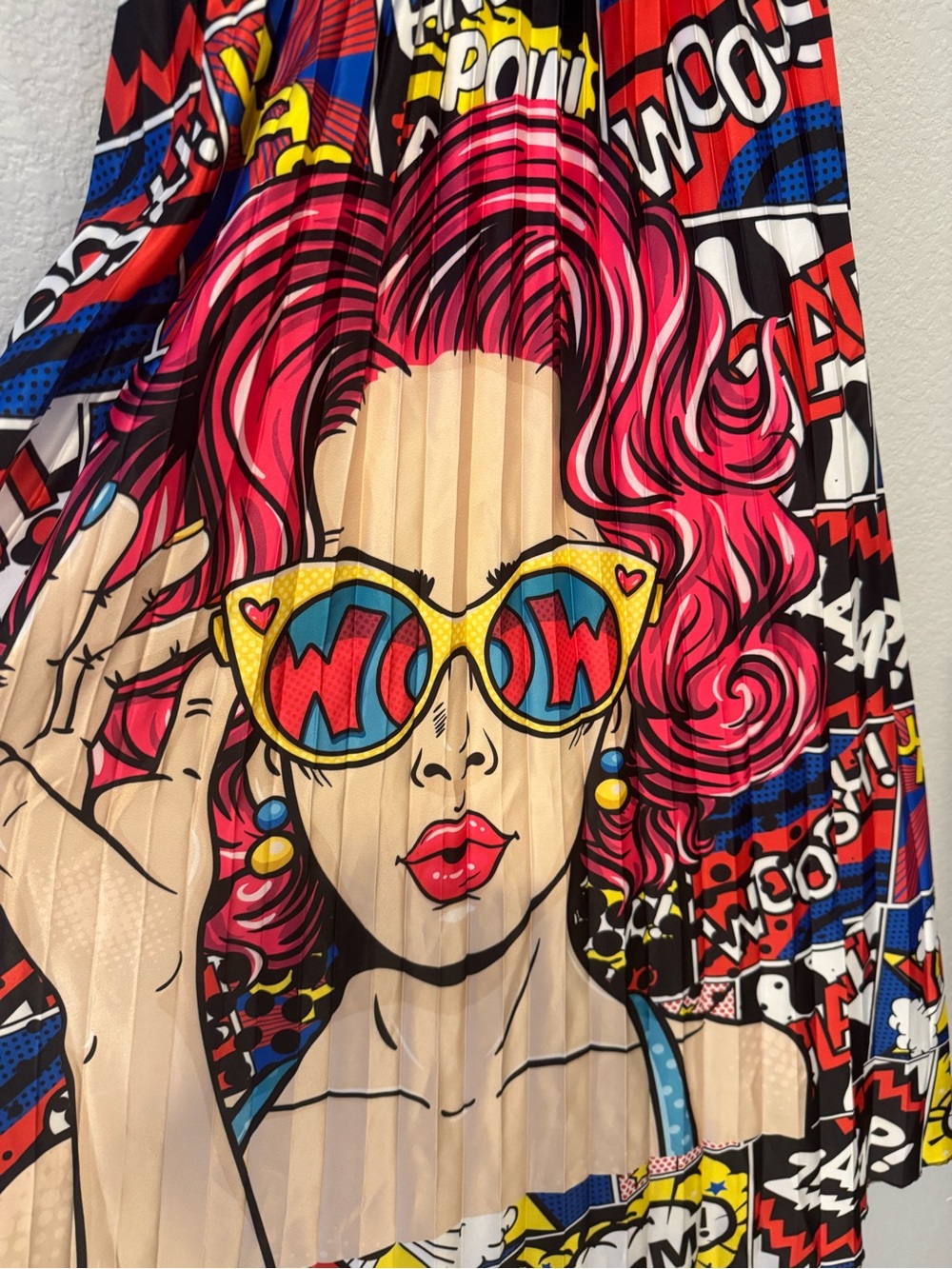 Pop Art Comic Print Pleated Skirt with Pink Hair Graphic